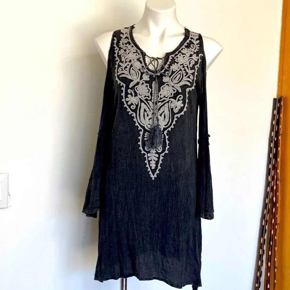 Exist dress  